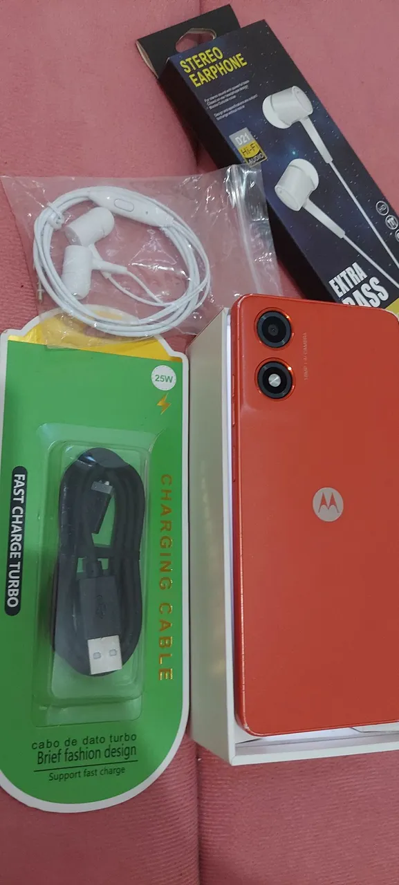 Lançamento Motorola G04 128gb 8ram, uma máquina. Zerado com Cabo Turbo e Fone. Camaçari