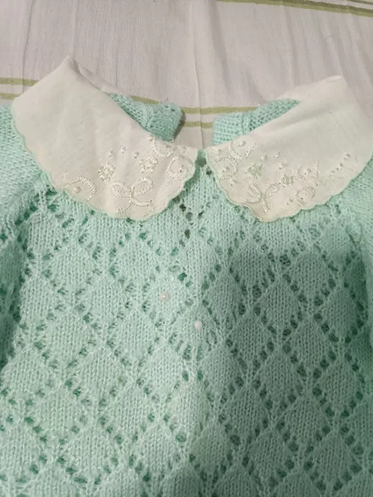 Conjunto de bebê em tricô verde claro