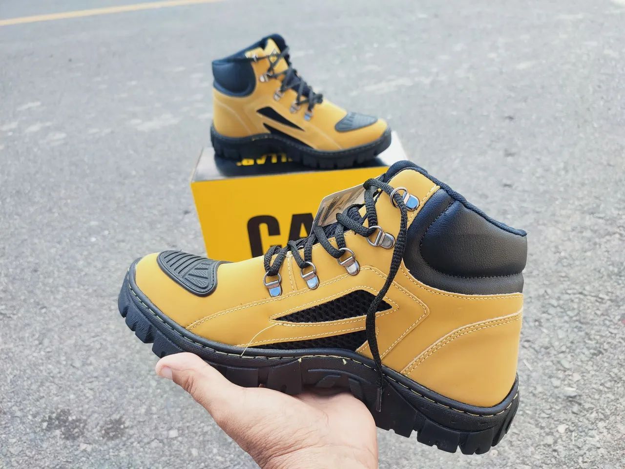 Bota Caterpillar Amarela Original - Foto 4