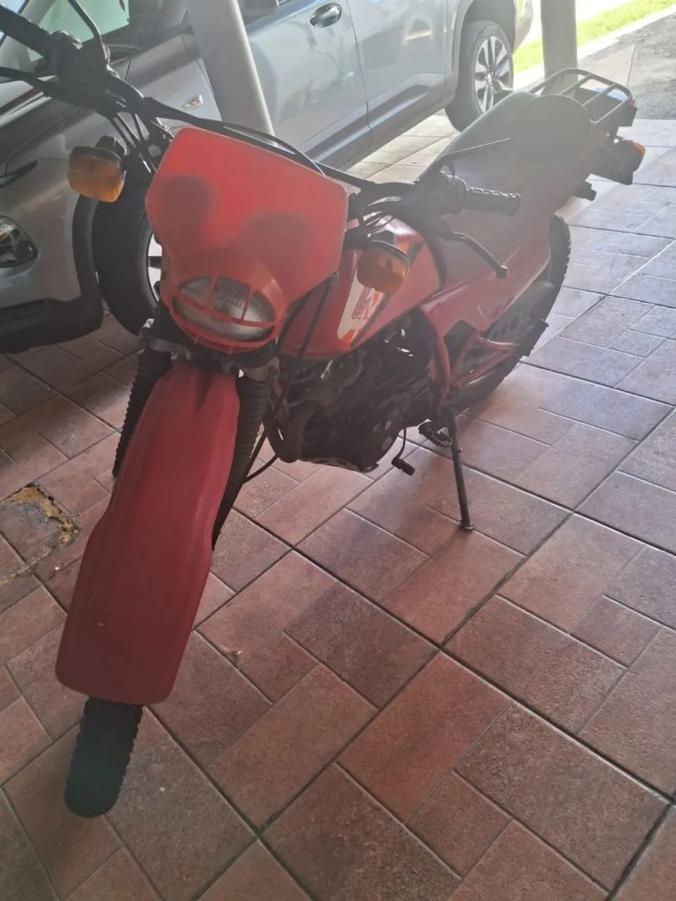 Vende uma moto XLX 250 - Foto 2