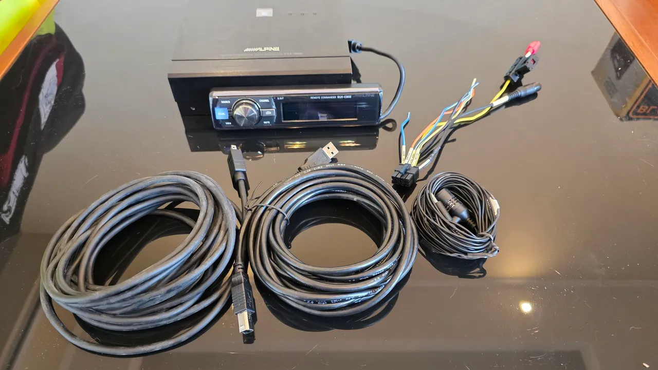 Alpine H800 + Rux C800