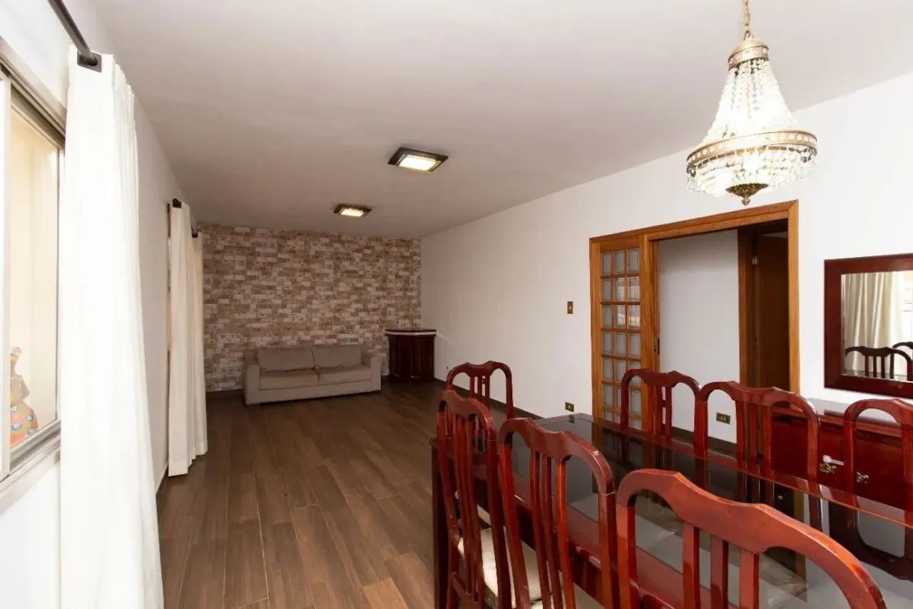 Sobrado para venda em Alto da Boa Vista com 5 quartos, sendo 1 suíte, 270m²