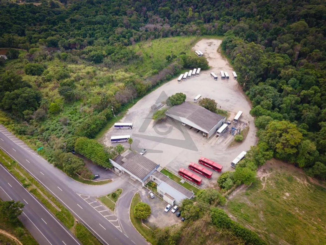 Galpão à venda e para alugar em Espírito Santo do Pinhal, Centro, com 1194 m² - Foto 3