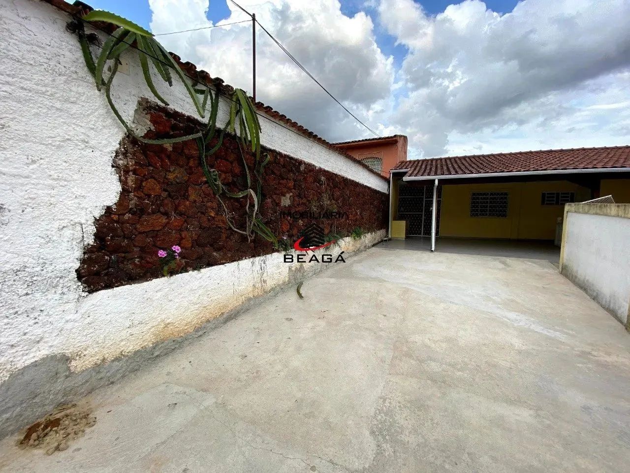 CASA A VENDA II BAIRRO GLORIA II 02 CASAS. - Foto 3