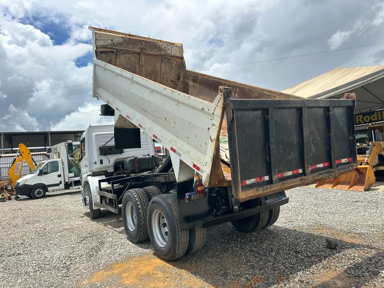 Mercedes Benz 2533 ano:2006 Caçamba pronto pra trabalhar  - Foto 7