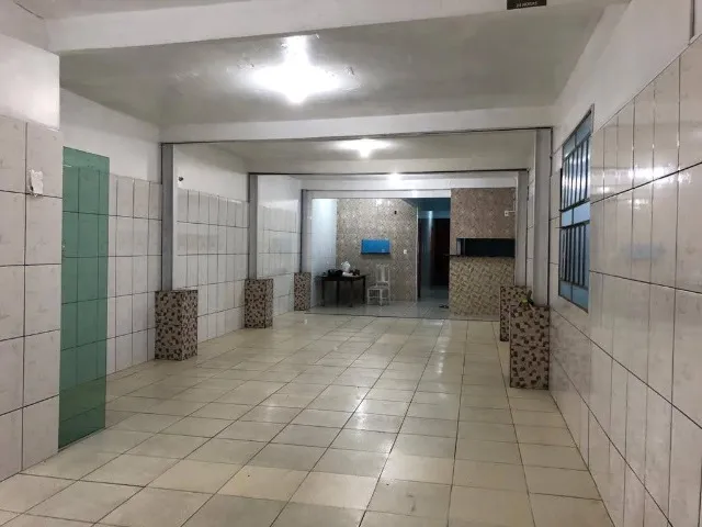 IMÓVEL COMERCIAL NA PRAÇA 14