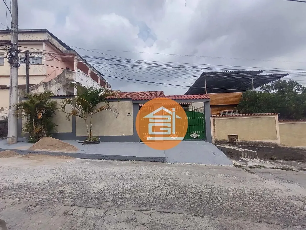 Casa com 3 dormitórios para alugar, 90 m² - Coelho - São Gonçalo/RJ