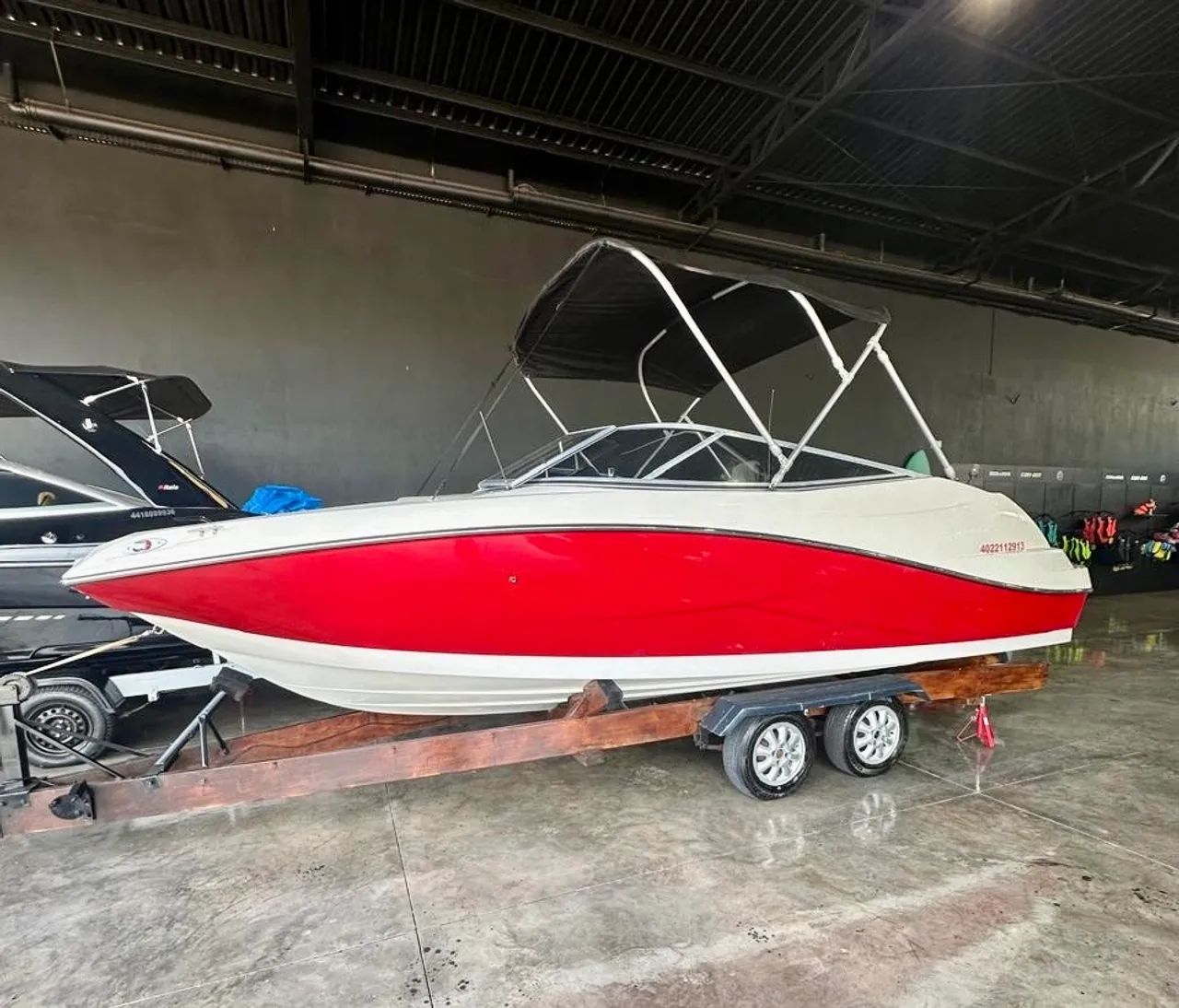 LANCHA FS 205 MOTOR 135