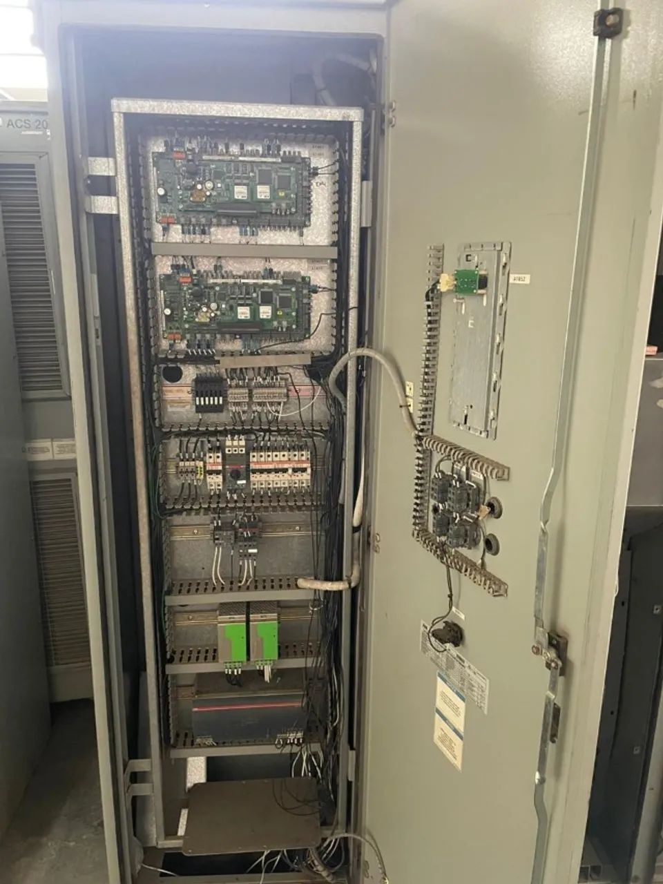 Inversor de média tensão ABB ACS2040 - 4160V - 1MVA - Foto 5