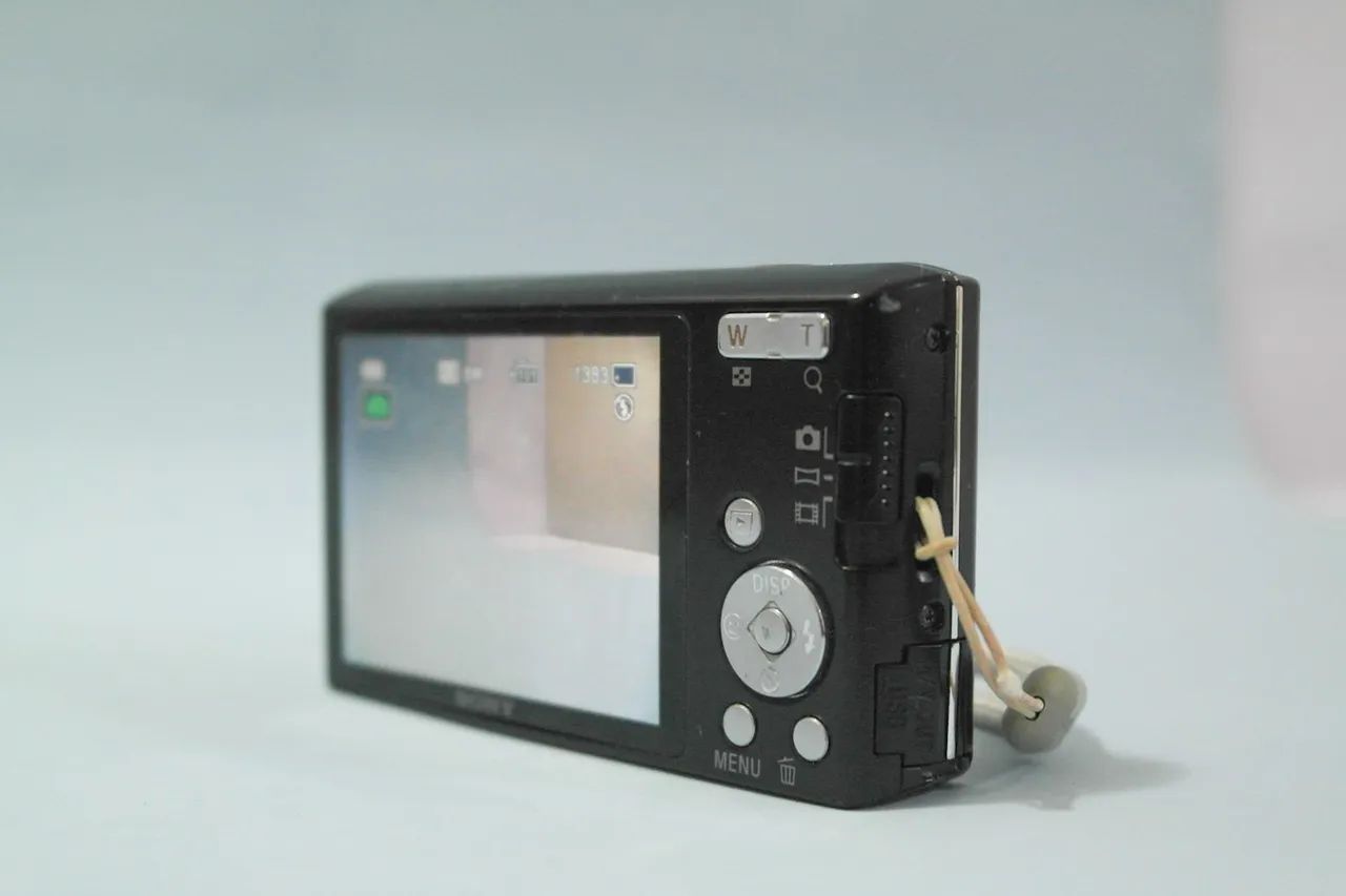 Camera Digital Sony Cybershot DSC-W610 14.1mpx Preta - Foto 4