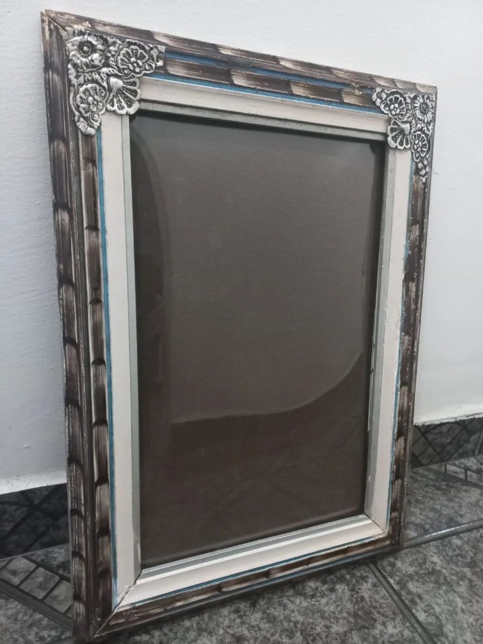 Antiga moldura com vidro bombê  - Foto 2