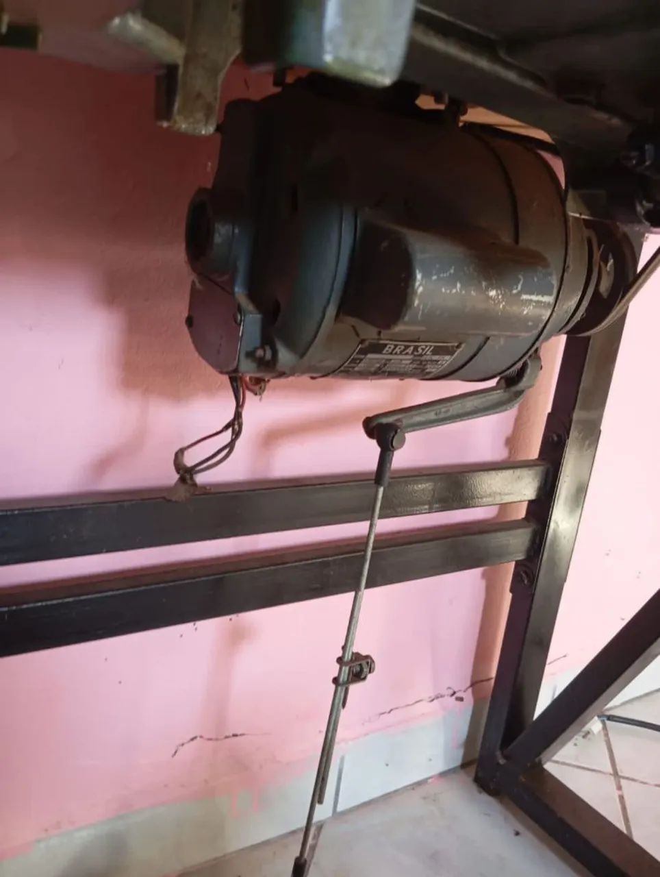Máquina de costura industrial - Foto 4