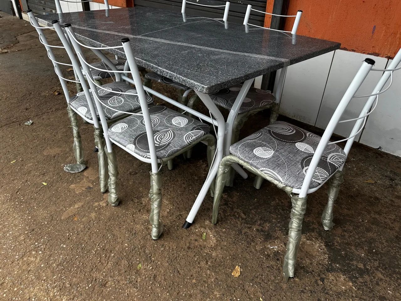 Mesa de Jantar em Granito com 6 Cadeiras combino entrega zap * - Foto 3