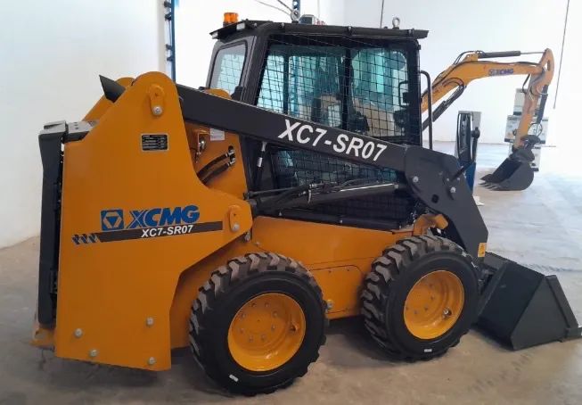 Bobcat/ mini carregadeira 