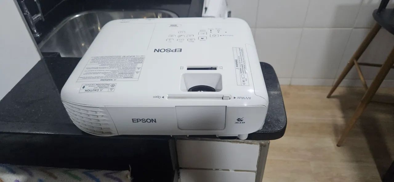 Epson PowerLite W49 Projector64297490696577123