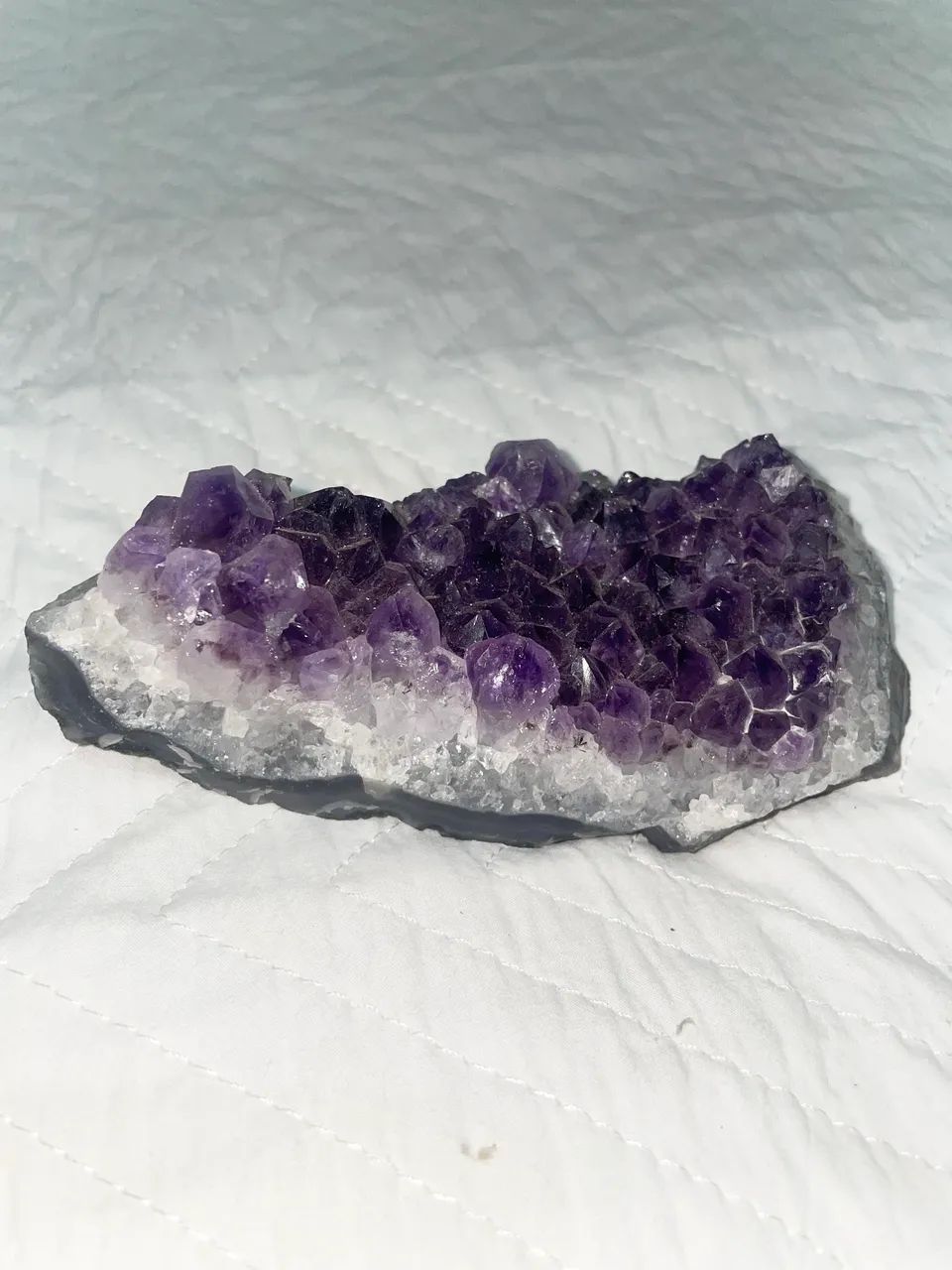 Drusa de Ametista Roxa brilhante 