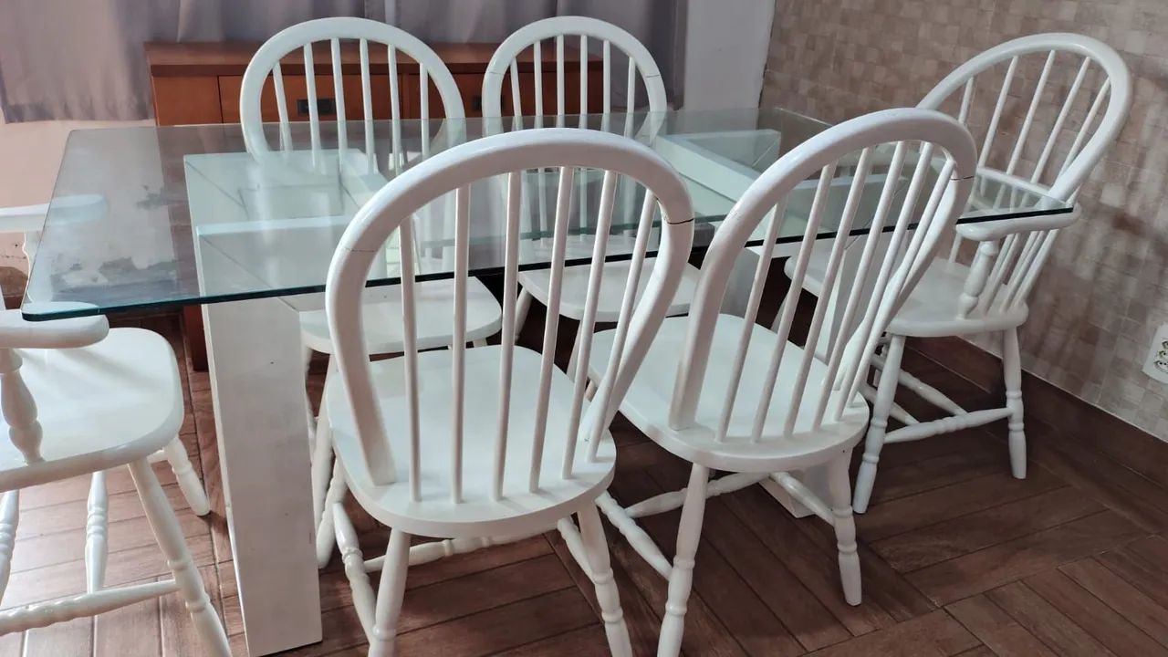 Entrego Mesa em madeira maciça 64352682922497124