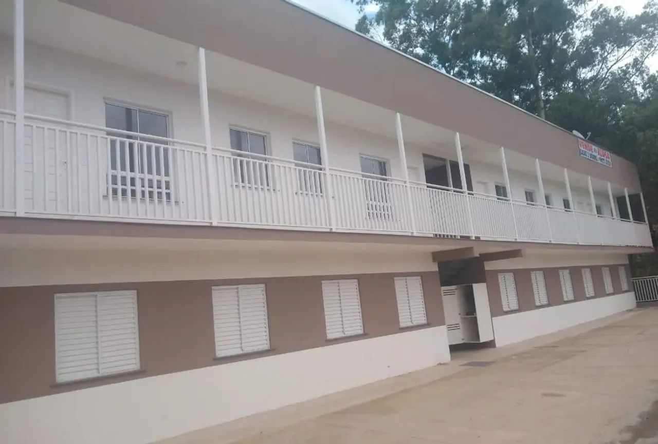 Apartamento à Venda por R$ 185 Mil  Excelente Localização no Km 39 da Raposo Tavares