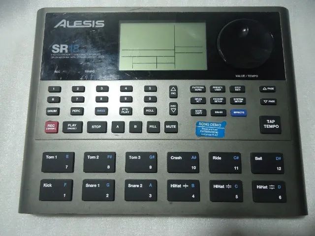 Bateria Alesis Sr18 100% Funcionando , Programada E C/ Pedal Duplo !!!