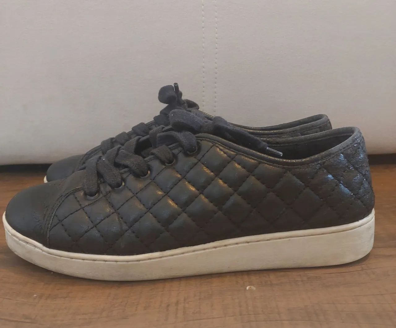 Tênis Soft Matelassê Preto Arezzo 37 - Foto 2