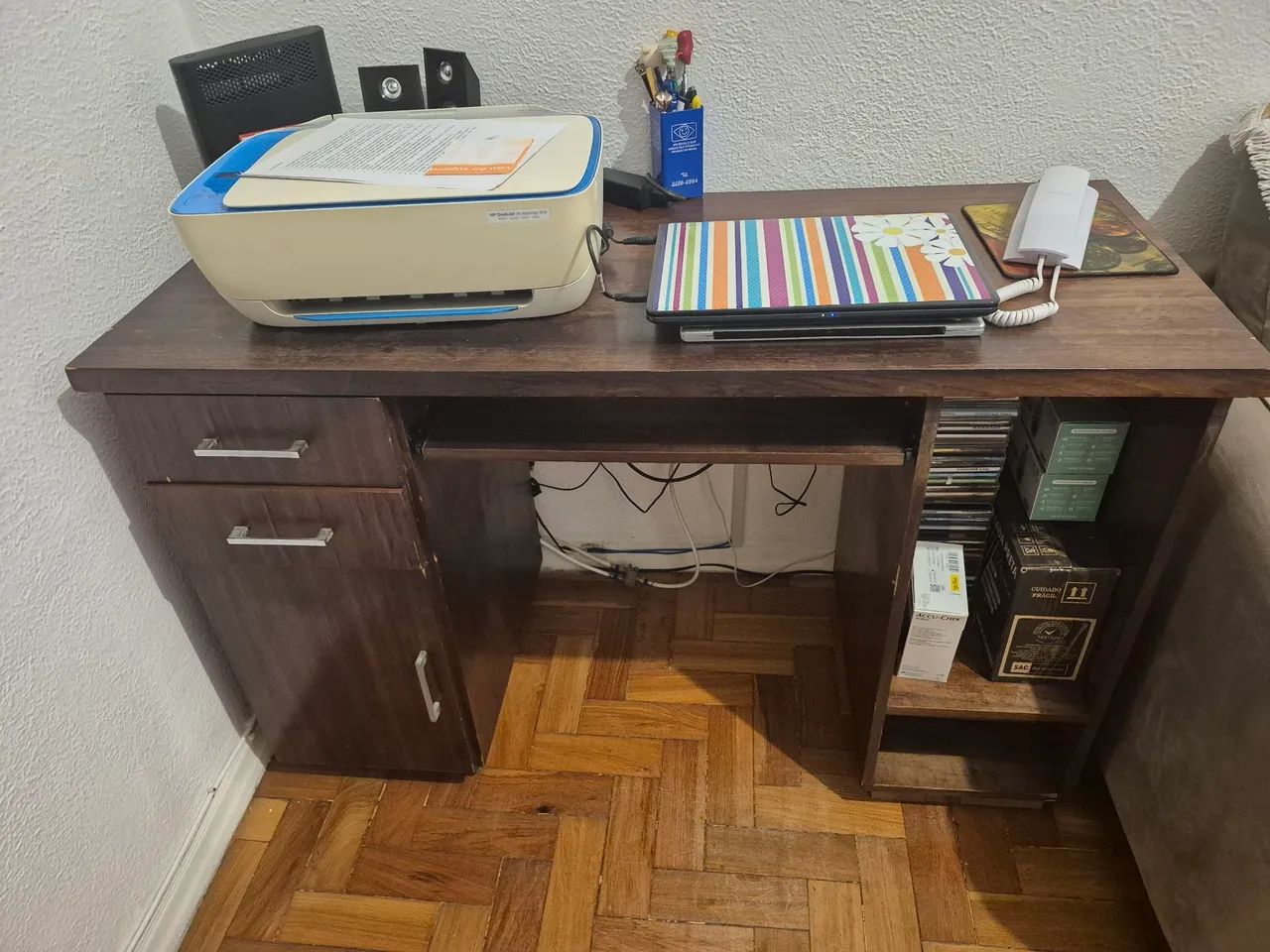 Escrivaninha madeira maciça - Foto 2