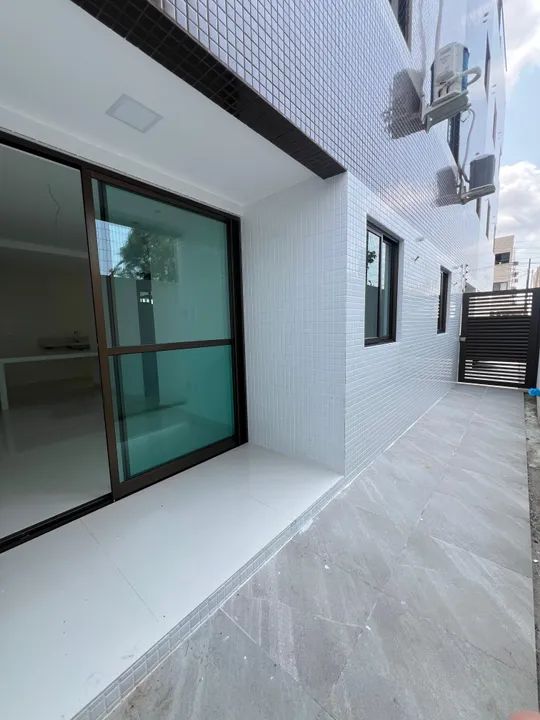 Imóvel para venda possui 65 metros quadrados com 2 quartos