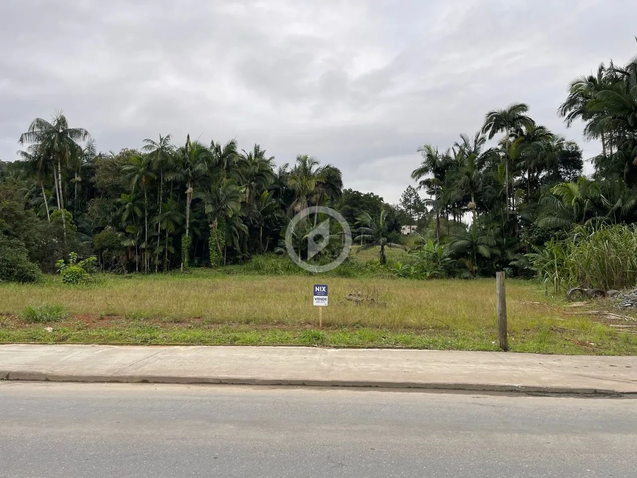 Terreno de perfil comercial