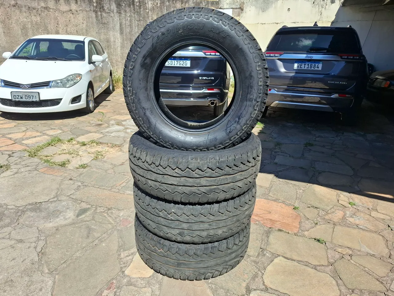 JOGO DE PNEUS PARA CAMIONETE 265/65/R17 ITARO