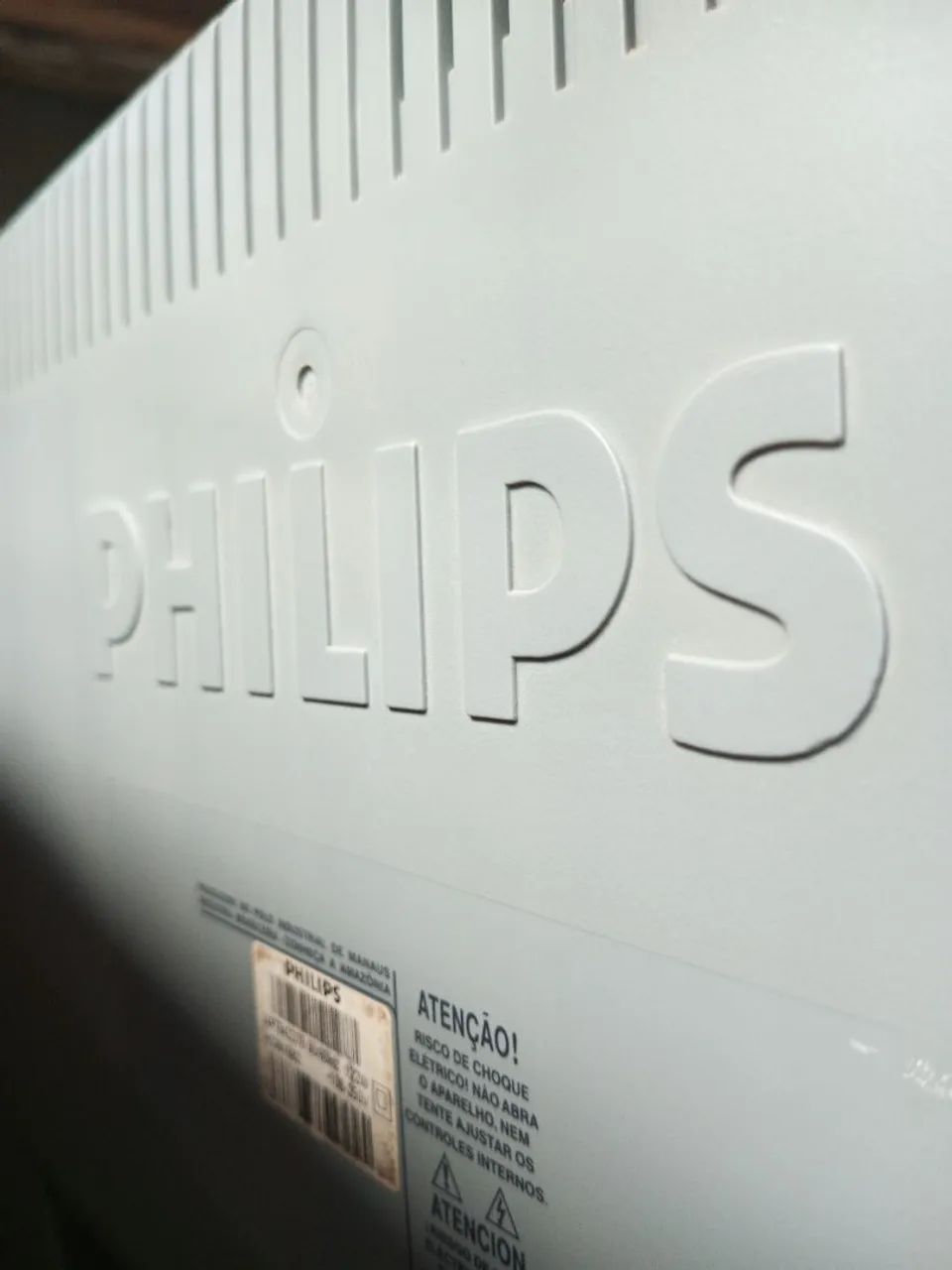 TV PHILIPS 34 INCHES, WITH REMOTE CONTROL.64315882324993123