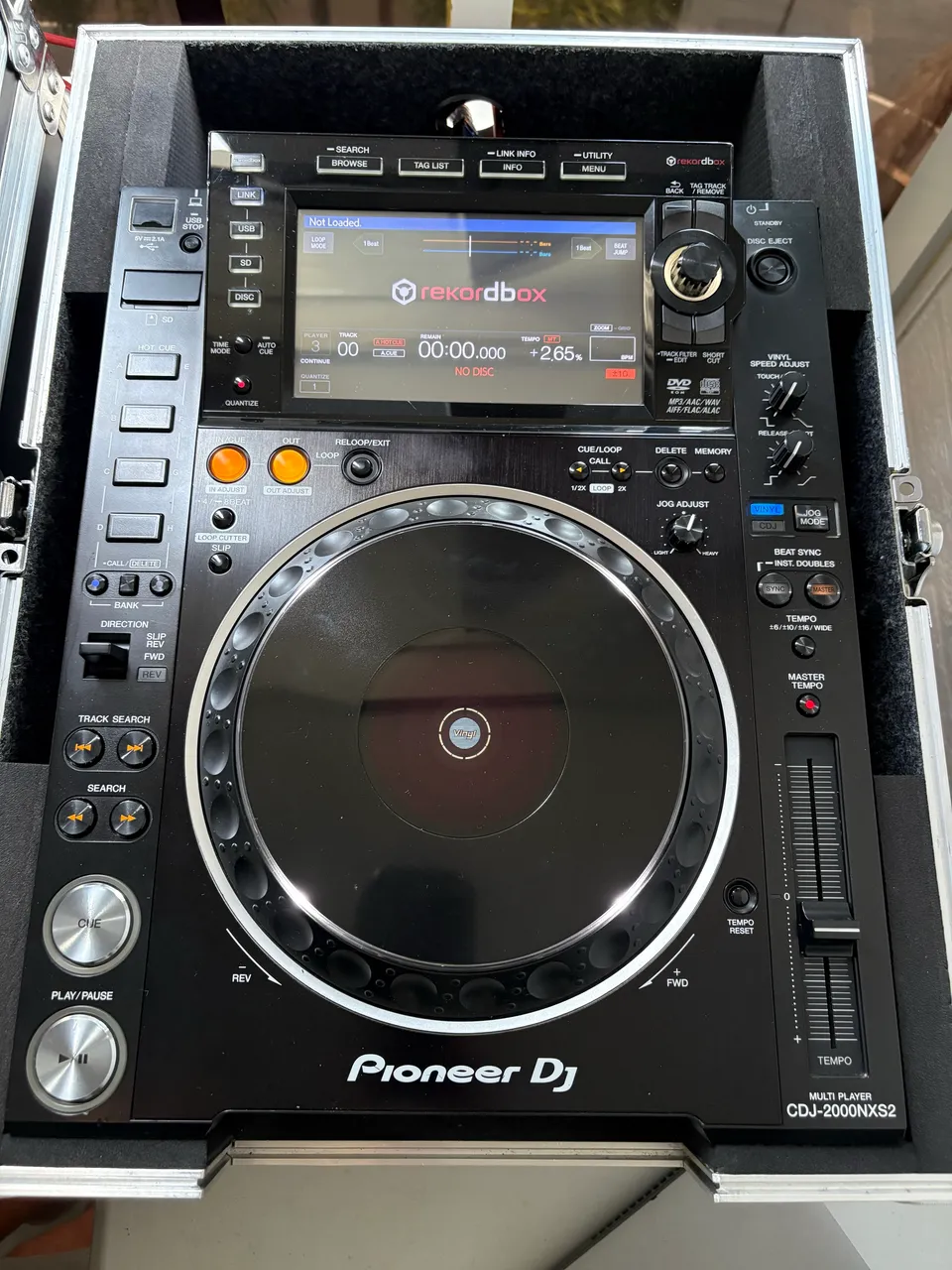 mixer djm 2000