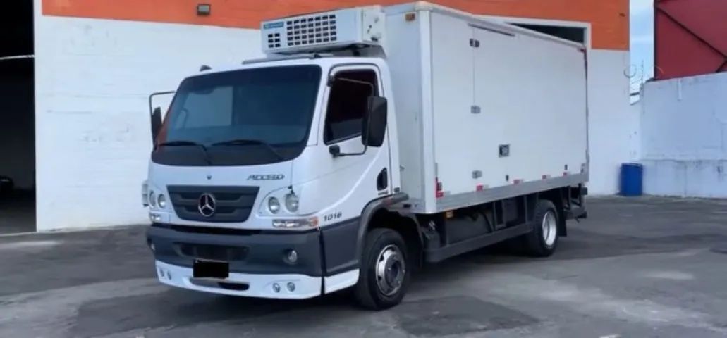 Accelo Bau  Refrigerado 2017.   - Foto 2