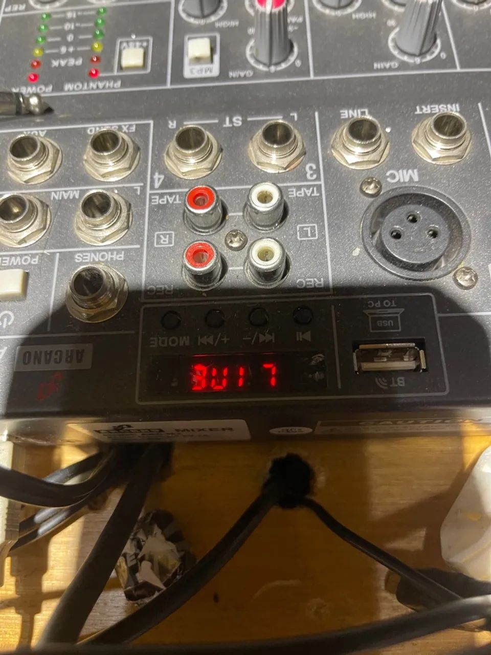 Mesa de som arcano 4 canais  - Foto 2