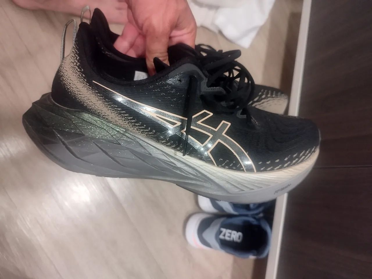 Tênis Asics Masculino - usado pouquíssimo por 550,00 - Foto 2