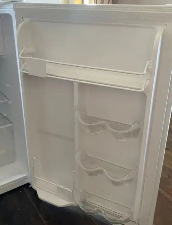 Frigobar philco 67 litros  - Foto 6