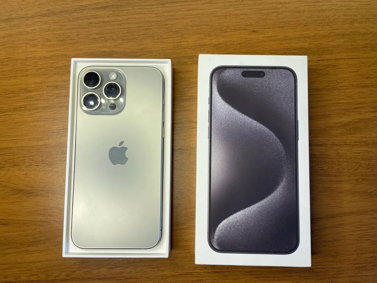 Apple iPhone 15 Pro Max 512GB Natural Titanium | Seminovo