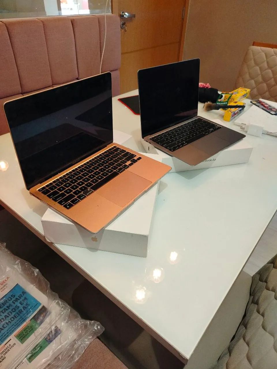 2 MacBooks M1 2020**Leia**