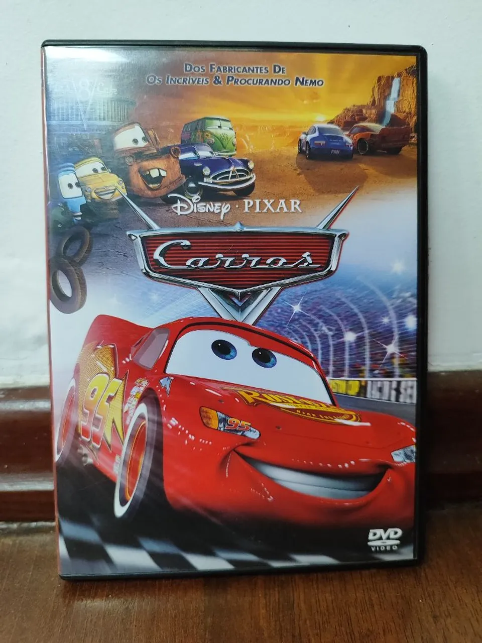 PIXAR Cars DVD付きTV 本体　中古品　送料込 PIXAR Cars DVD付きTV 本体 中古品 送料込 PIXAR Cars DVD付きTV 本体