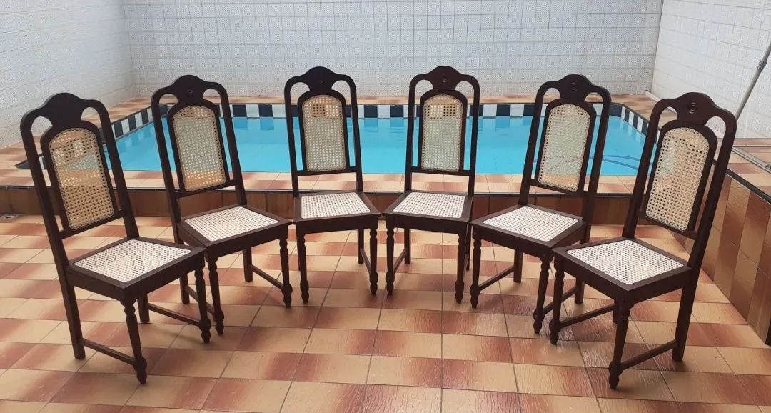 Conjunto de 6 Cadeiras de Madeira Maciça
