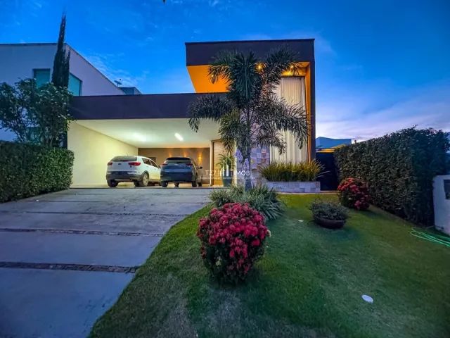 Casa em condomínio fechado, mobiliada e decorada Jardim Veneza.
