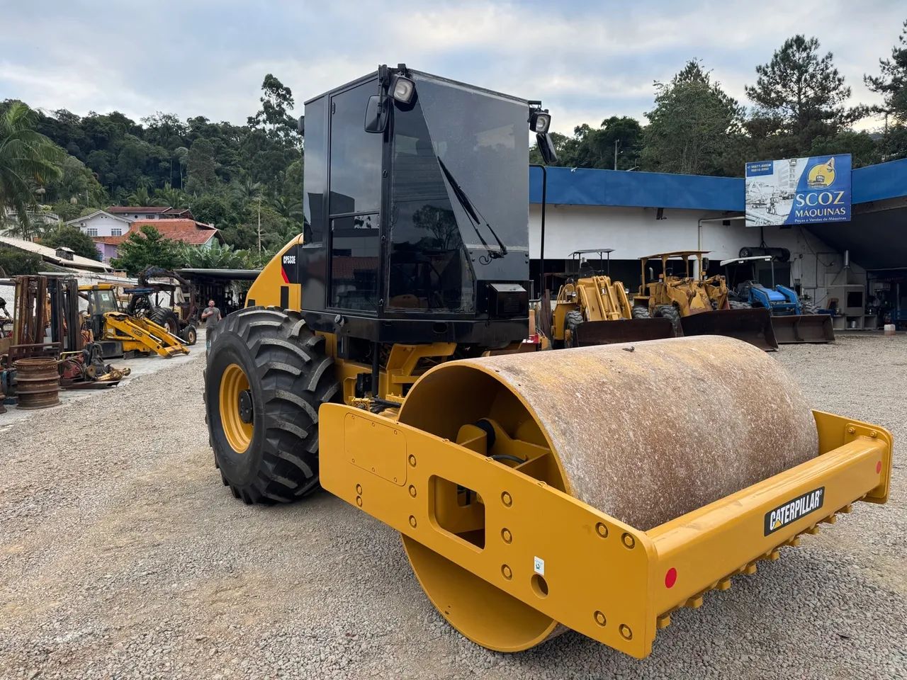 Rolo compactador Caterpillar cp533-E - Foto 2