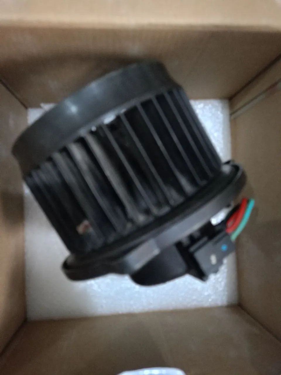 Vendo motor do ventilador interno HB20 - Foto 2