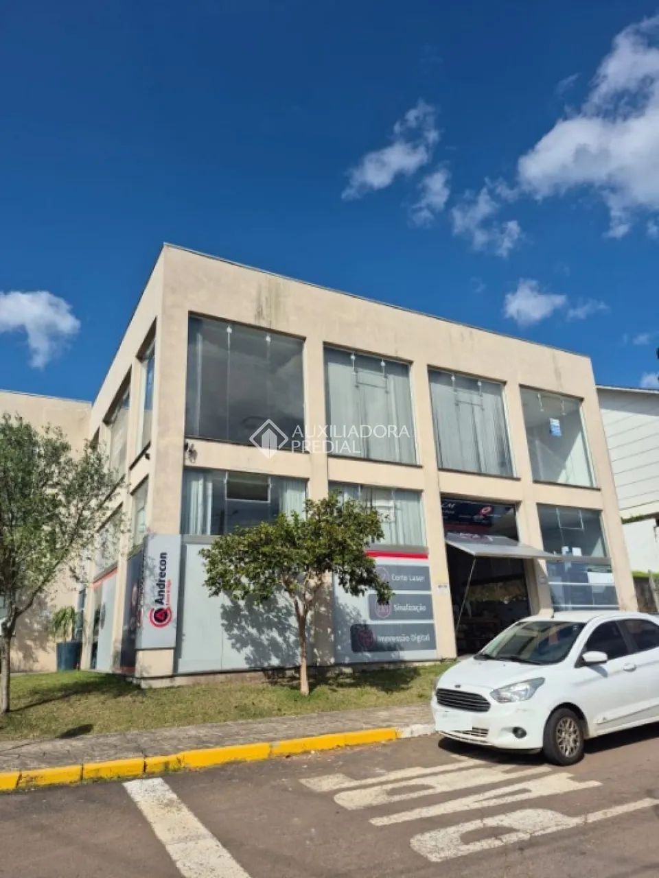 Sala comercial com 145m² privativos em Garibaldi RS. - Foto 3