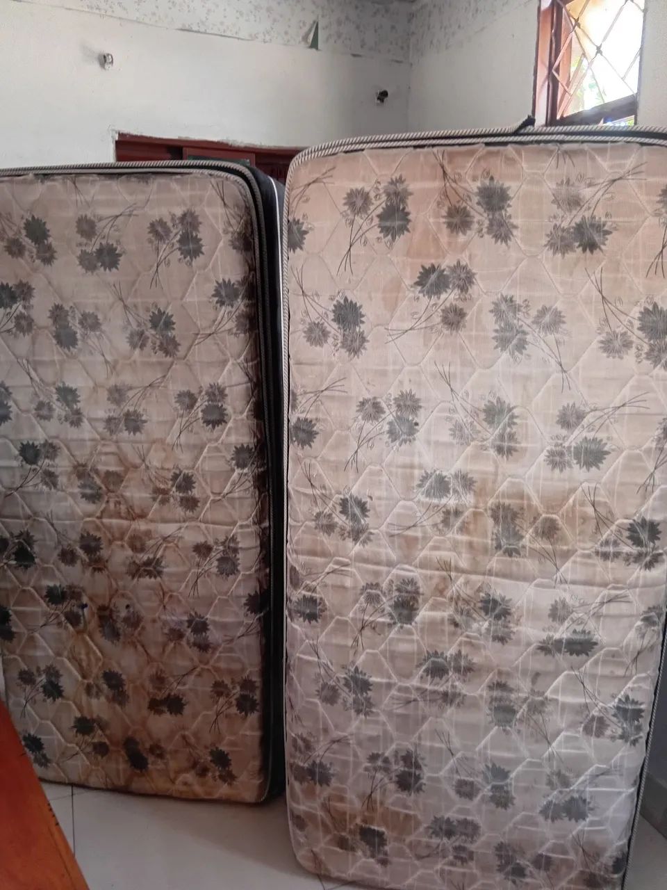 Cama box usadas solteiro 