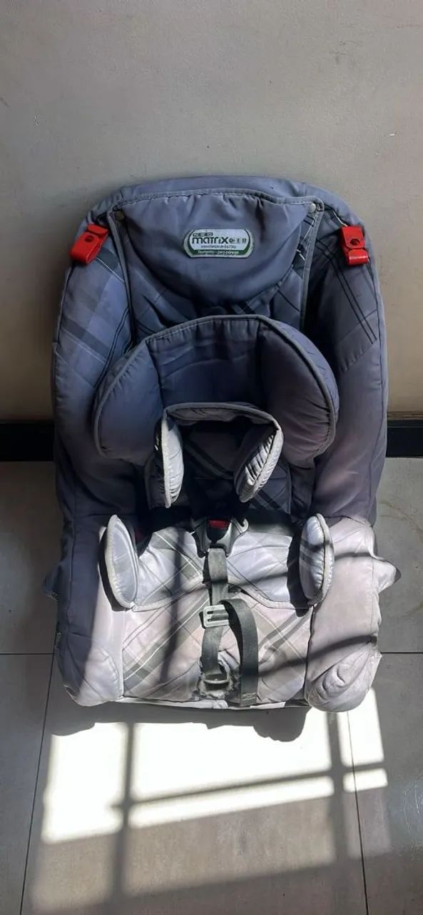 Cadeirinha de carro borigoto