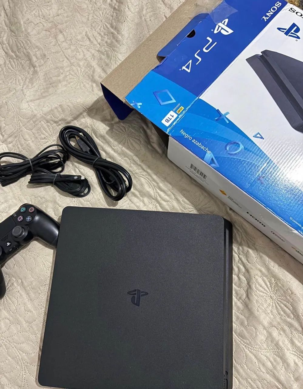 Ps4 slim 