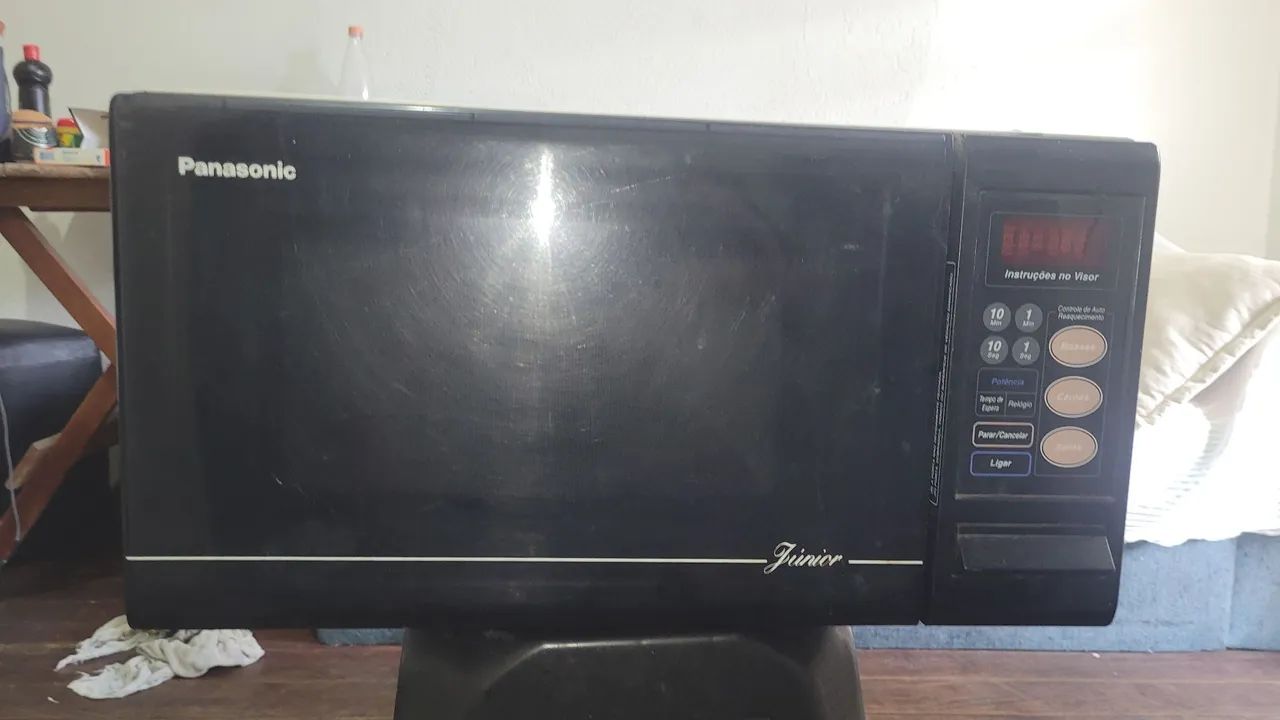 Microondas Panasonic Junior Modelo nn5556bh 1200w