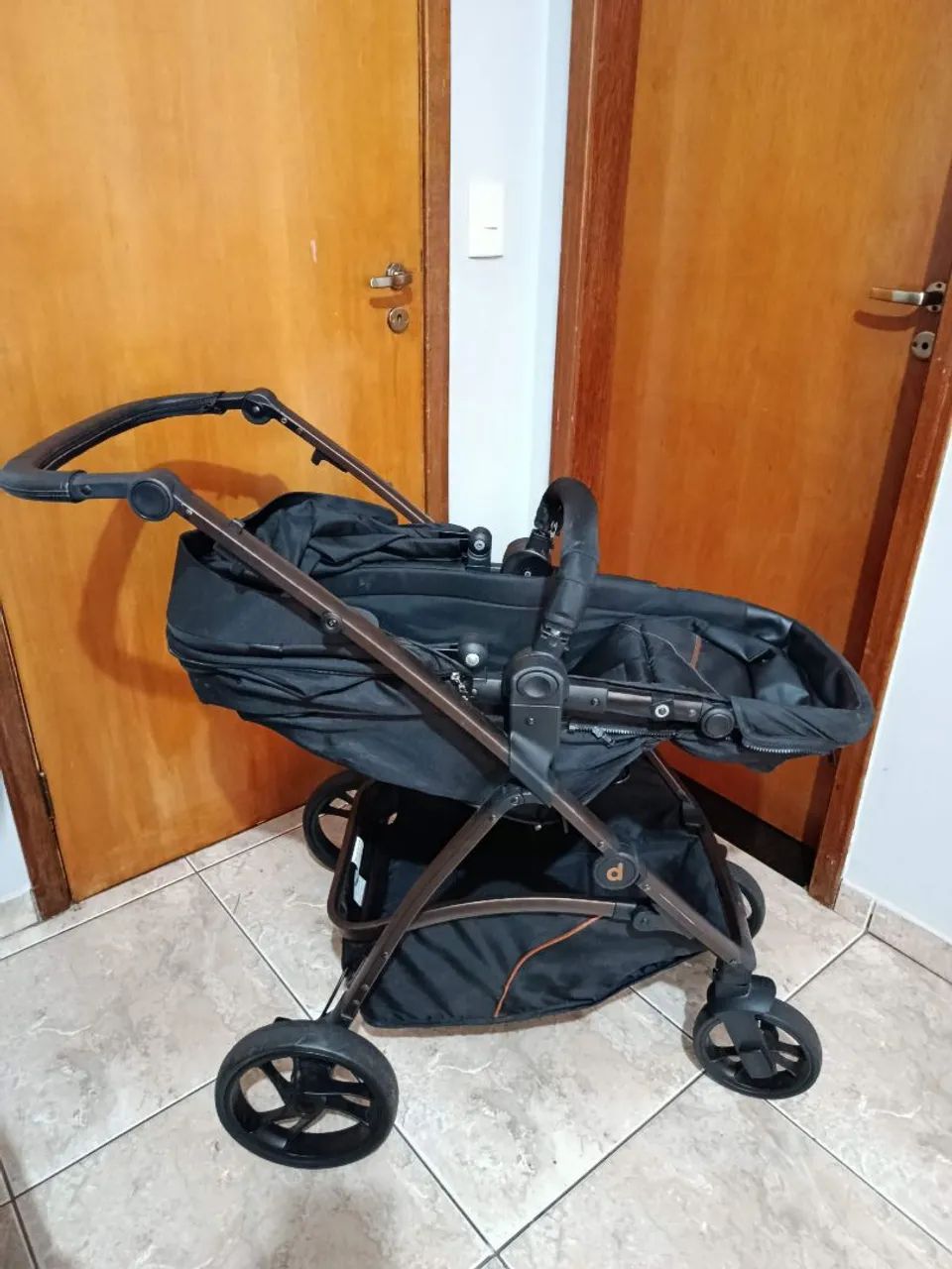 CARRINHO DE BEBE COMPLETO (+ BEBÊ CONFORTO e + BASE AUTOMOTIVA  - Foto 5