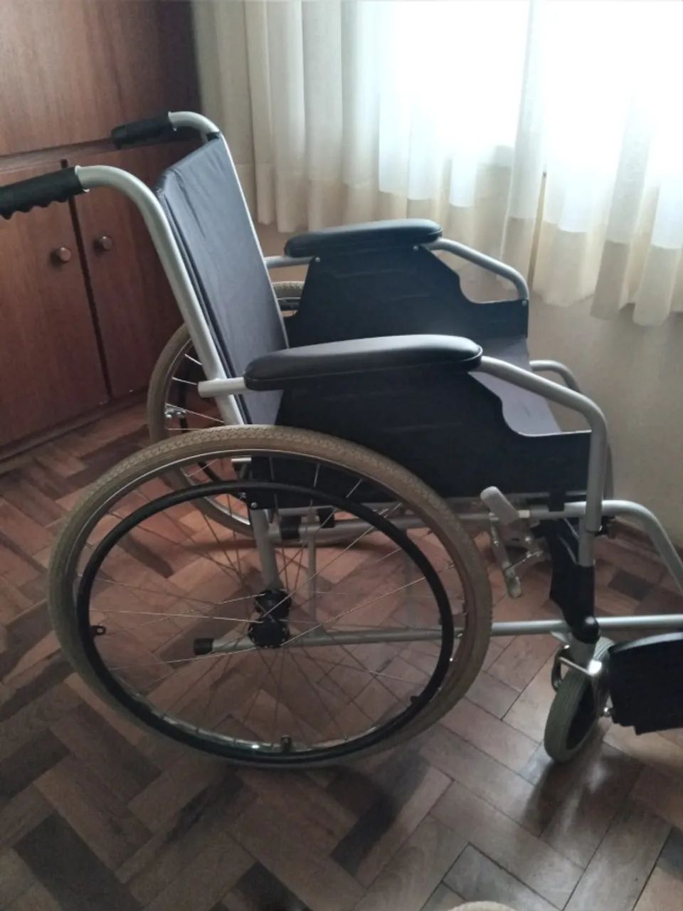 Cadeira de rodas - Foto 2