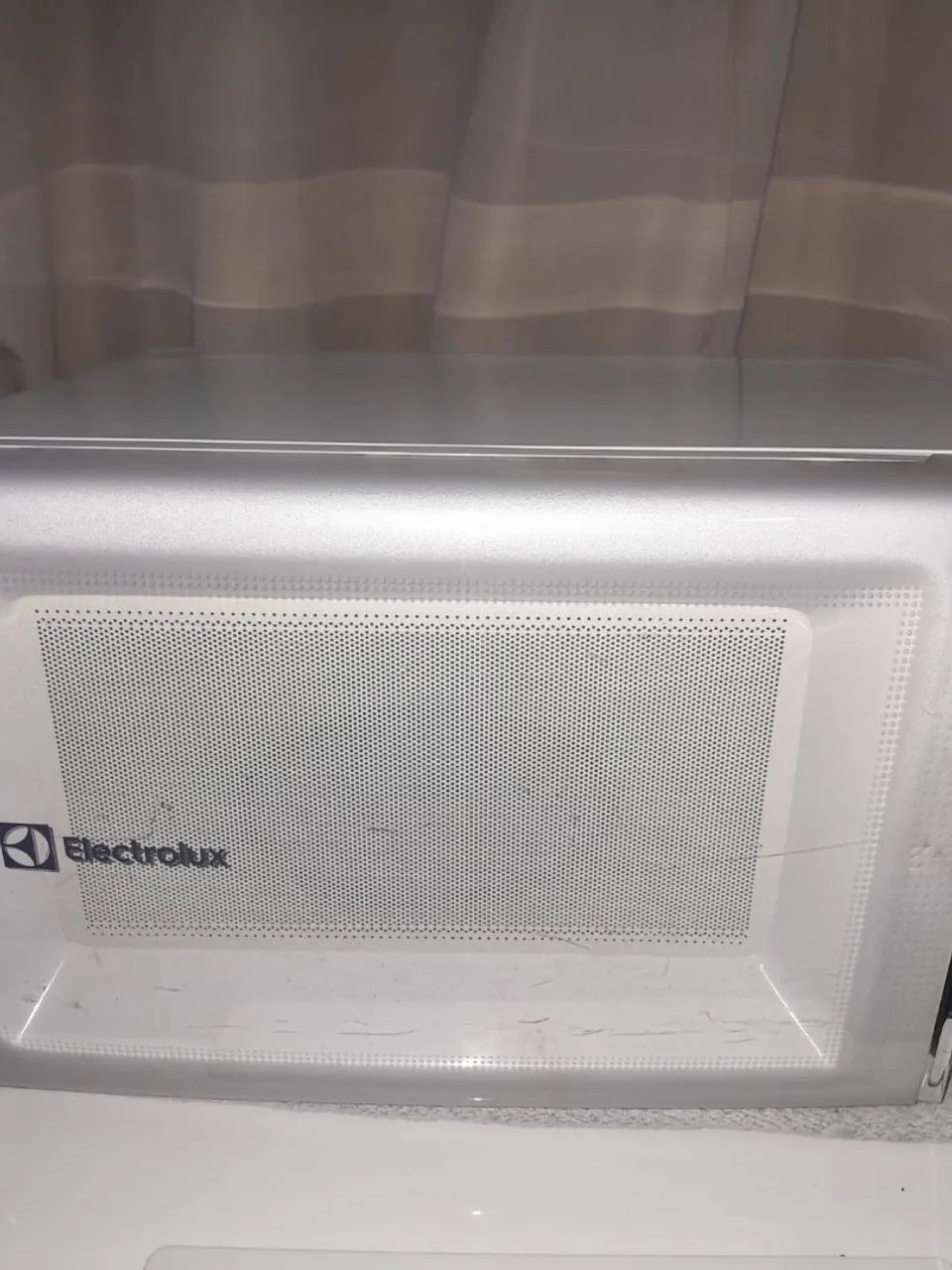 MICRO-ONDAS  ELECTROLUX 
