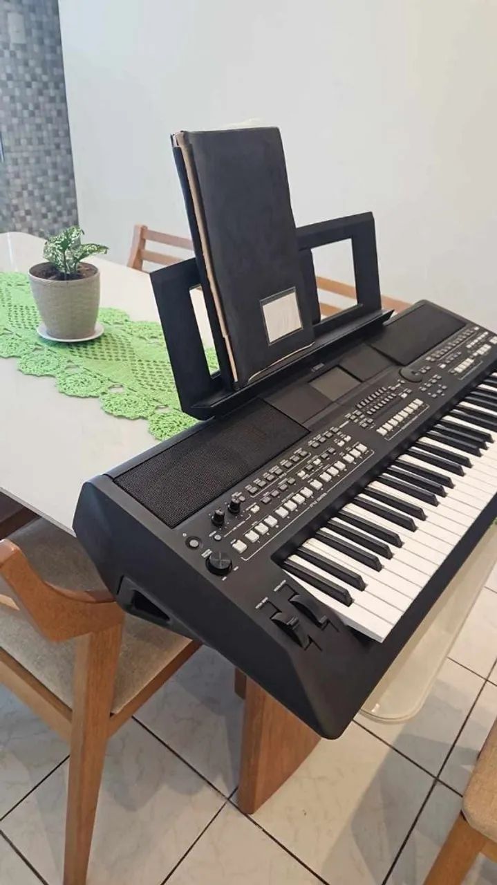 Teclado yamaha 